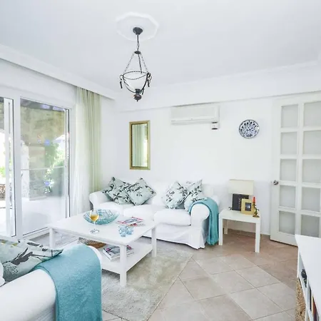 Allora Villa *